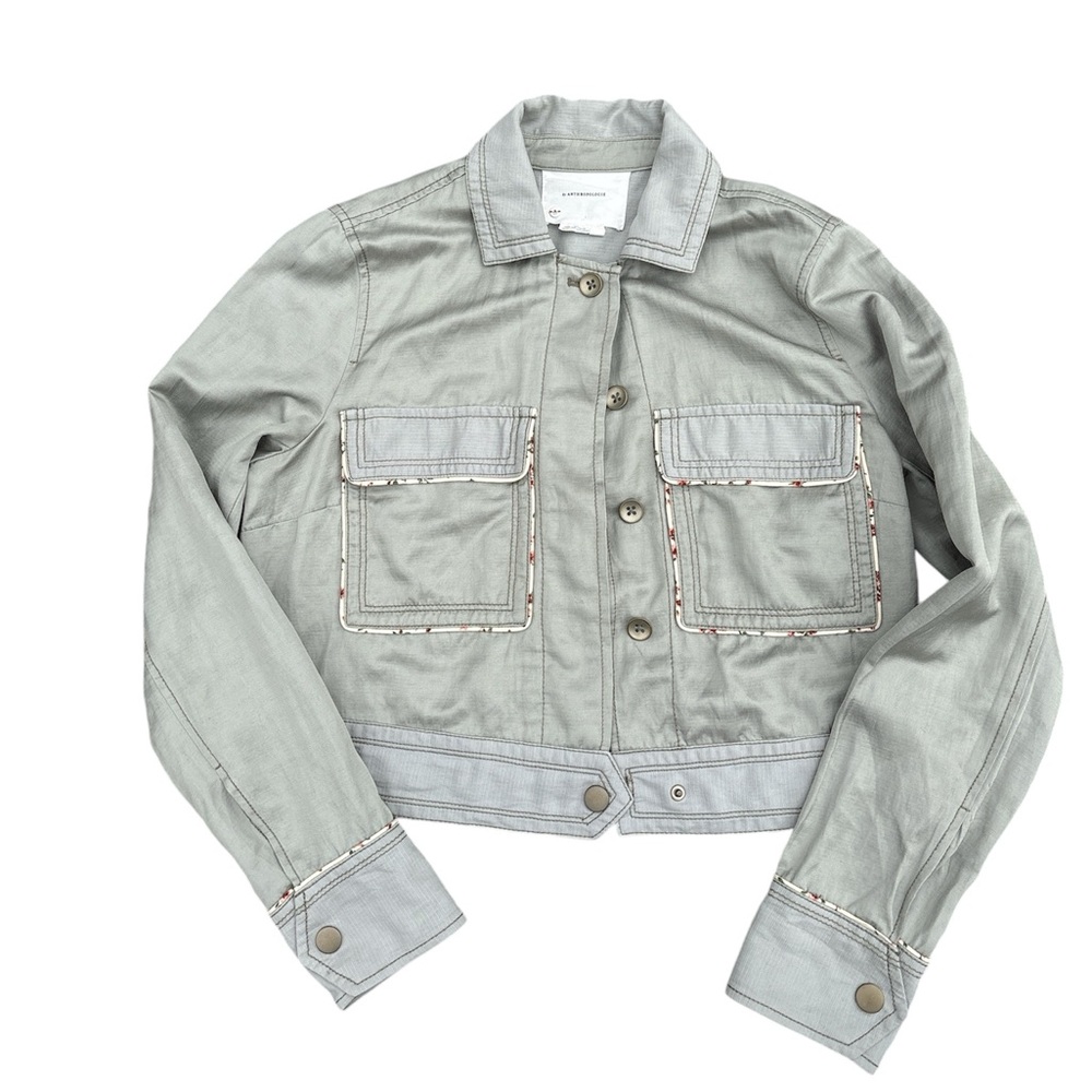 Cute waist length light weight gray fashion jacket with decorated pockets